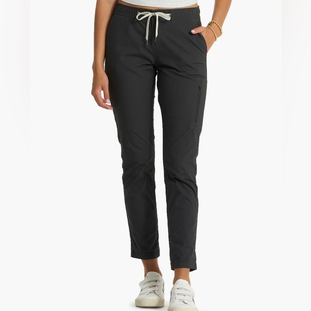 NWT Vuori ripstop pant